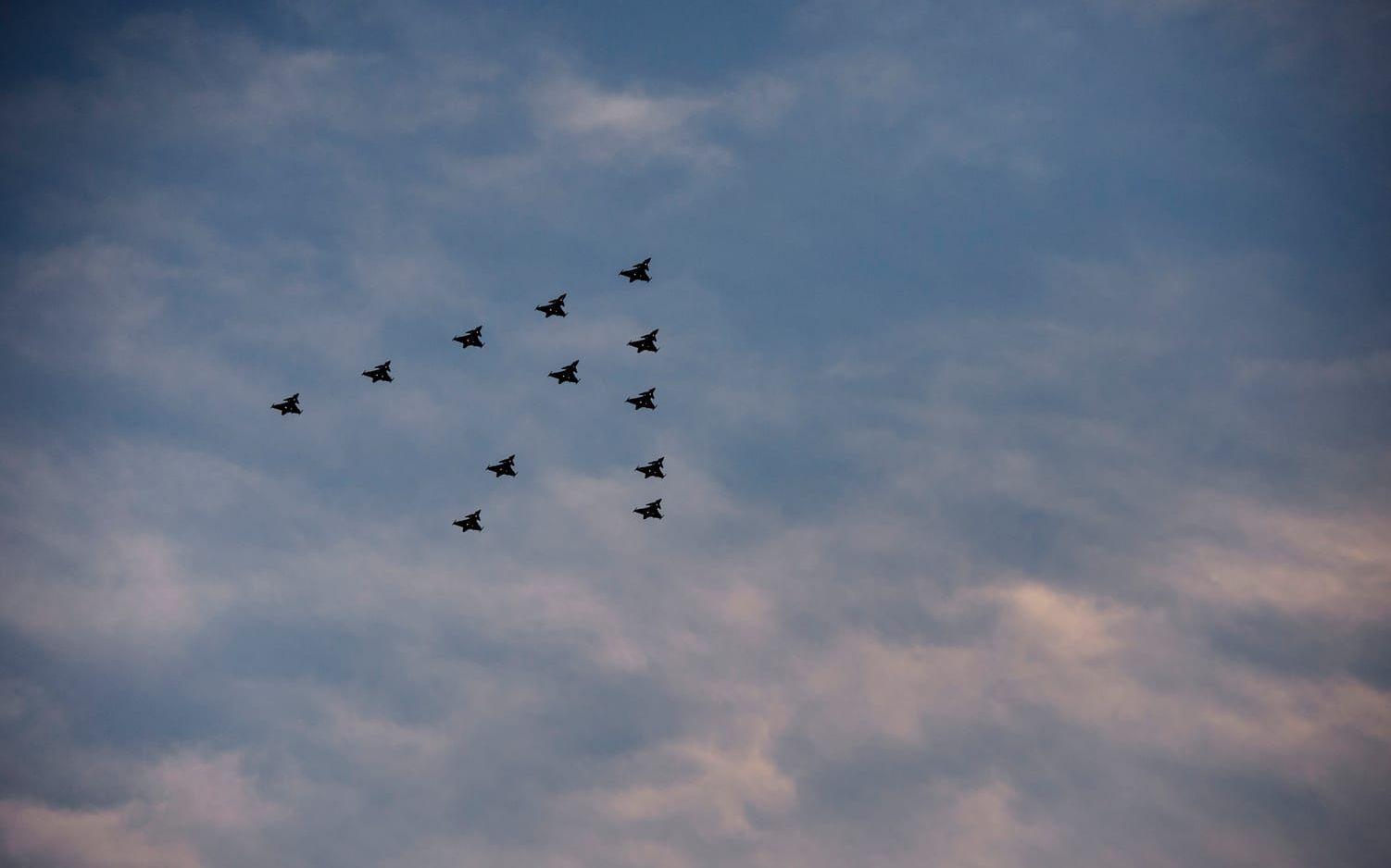 Jas 39 Gripen över Göteborg. Bild Stefan Berg