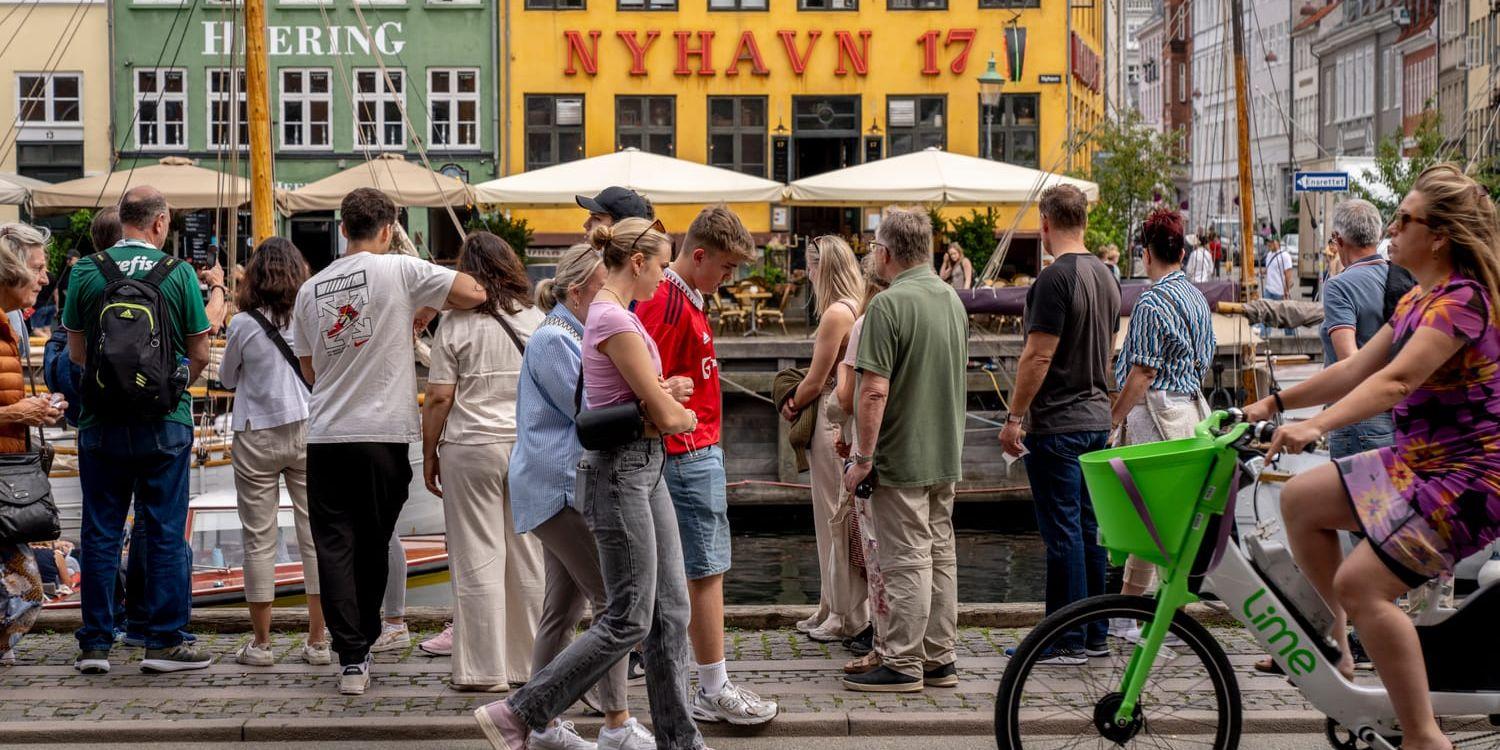 Köpenhamns officiella turistbyrå, Wonderful Copenhagen, har lanserat ett initiativ som ger förmåner till turister som väljer cykel istället för bil. Arkivbild.